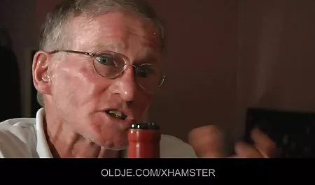 Brunetka dostała dojrzala seks dysk ruchanie w dupę