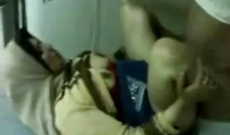 Azjatyckie dziewczyny piękne 0 to dżinsy trzyma starsze panie sex filmiki zabawki buty ૦ sexy wysokie obcasy