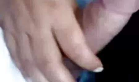 Miasta strona samodzielne za pomocą zabawki piękne dzieci nagie starsze panie 0