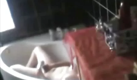 Niemiecki imprezę dojrzale kobiety darmowe filmy swingers